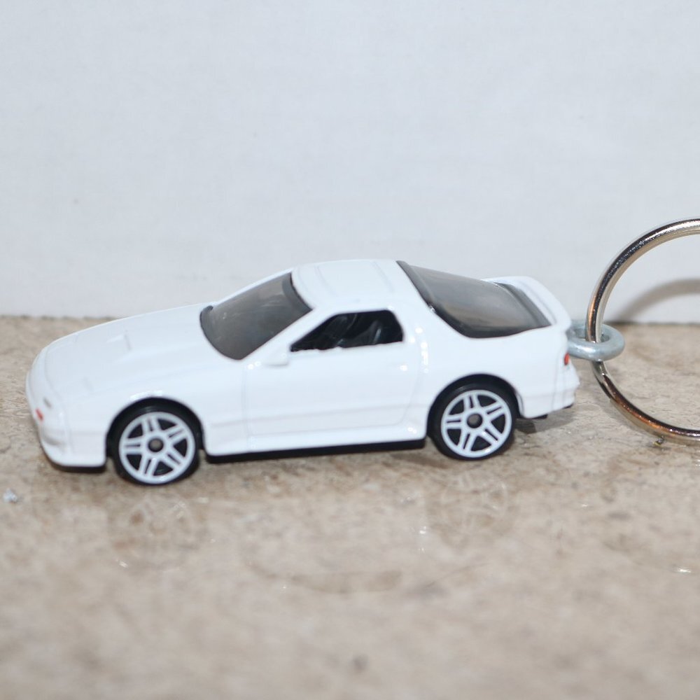Hot Wheels J-Imports RX-7 CUSTOM keychain